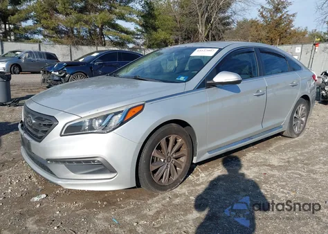 2015 Hyundai Sonata Sport z USA, uszkodzony, nr VIN 5NPE34AF4FH043324